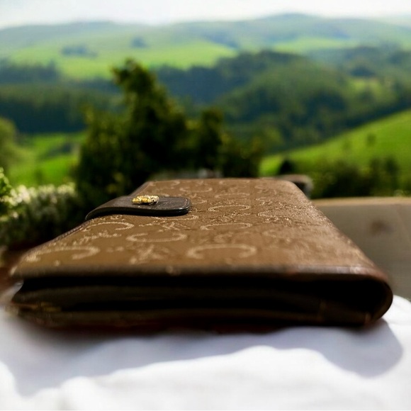 Celine Macadam Long Wallet with Kiss Lock - Picture 6 of 7